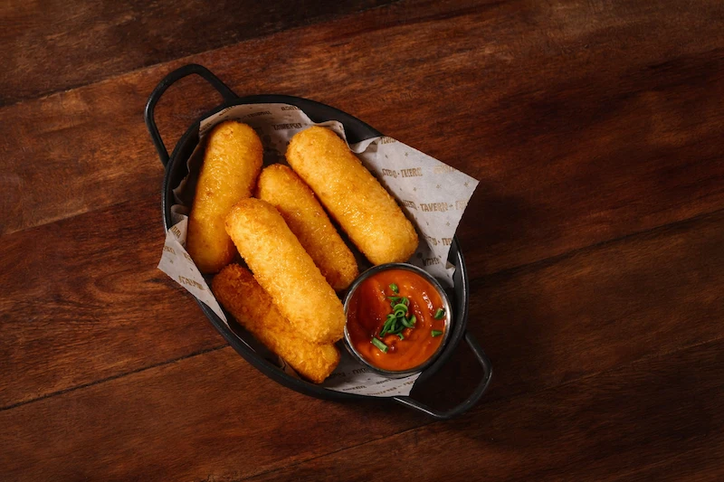 ხრაშუნა სულგუნის ჩხირები (1).webp